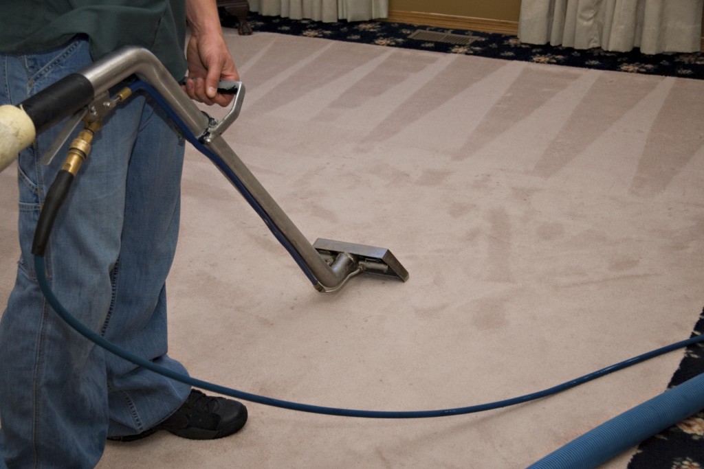 Man working in carpet cleaning santee company